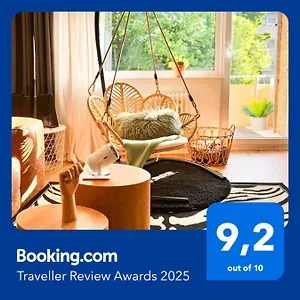 https://samaras-place.find-berlin-hotels.com